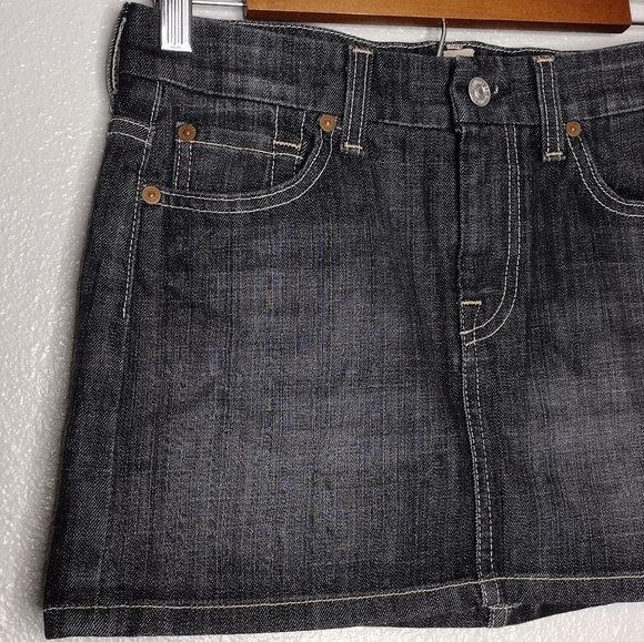 7 For All Mankind "A" Pocket Women's Cotton Blend Black Denim Mini Skirt Size 26 - Picture 3 of 13
